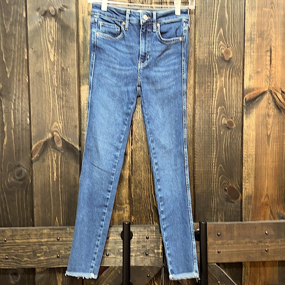 Free People We The Free Jeans 26 Skinny Frayed Hem Boho High Rise Casual Stretch